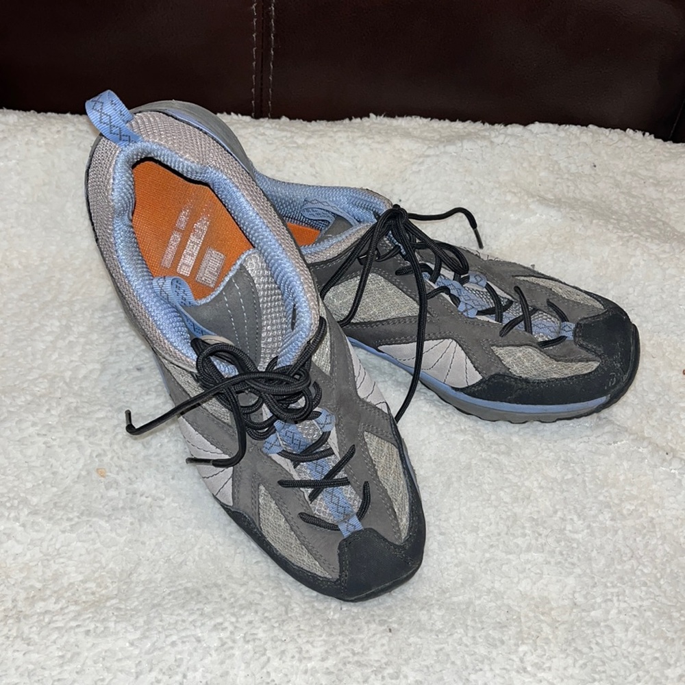 Merrell Dark Shadow Women's Performance Hiking Shoes size 9.5
